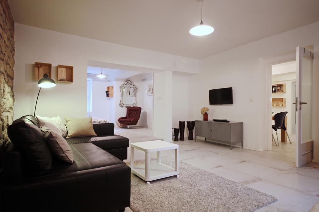 Apartment Kosatcová Praga Esterno foto
