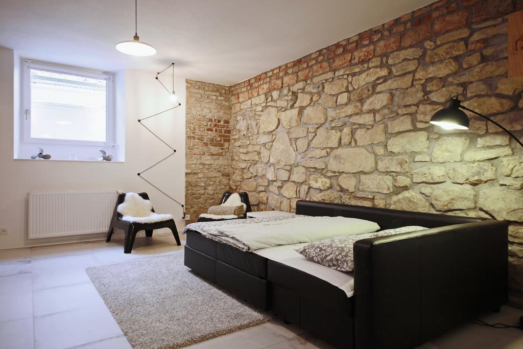Apartment Kosatcová Praga Esterno foto